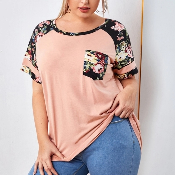 SHEIN Women's Short-sleeved Floral Print T-shirt - Picture 2 of 10